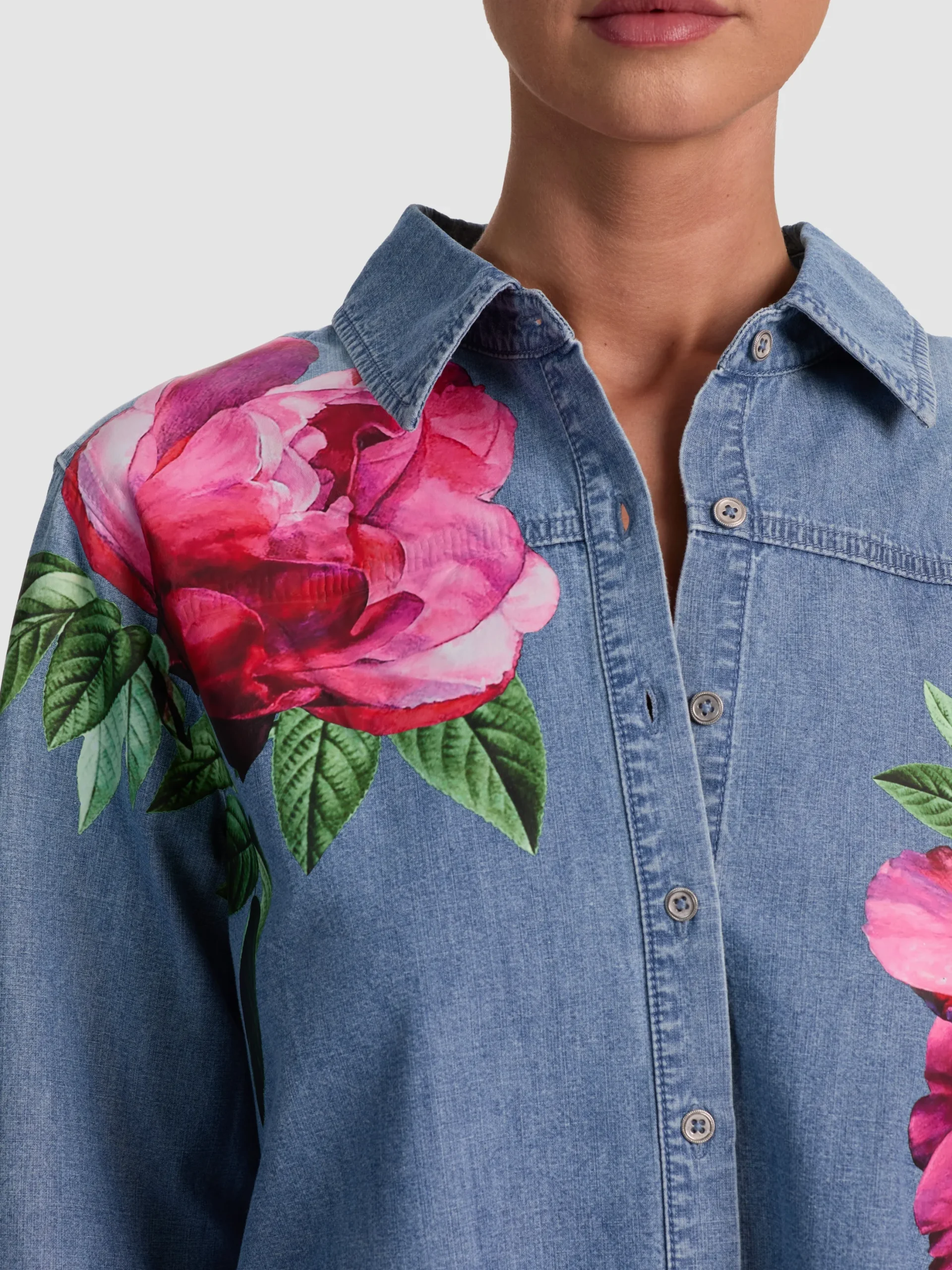 FINELY DENIM BUTTON DOWN