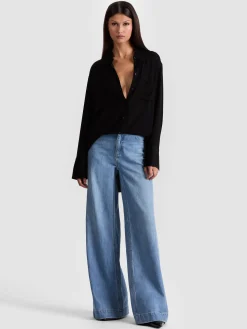 FINELY OVERSIZED BUTTON DOWN