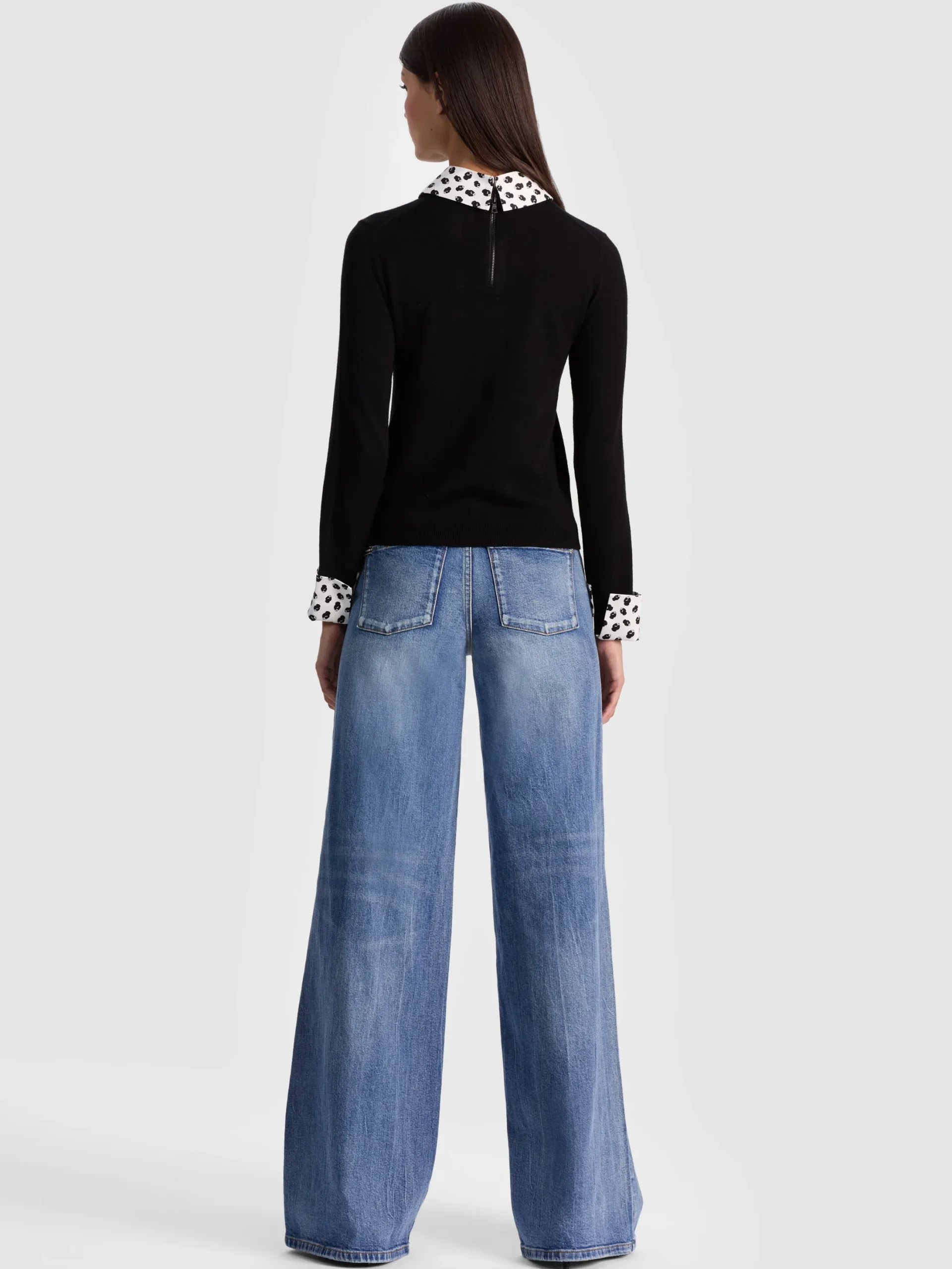 PORLA STACEFACE COLLARED SWEATER