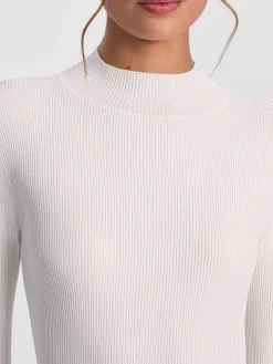 ROBERTA RIBBED TURTLENECK